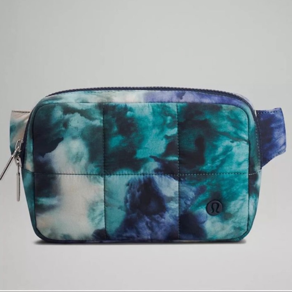 Lululemon Quilted Grid Belt Bag